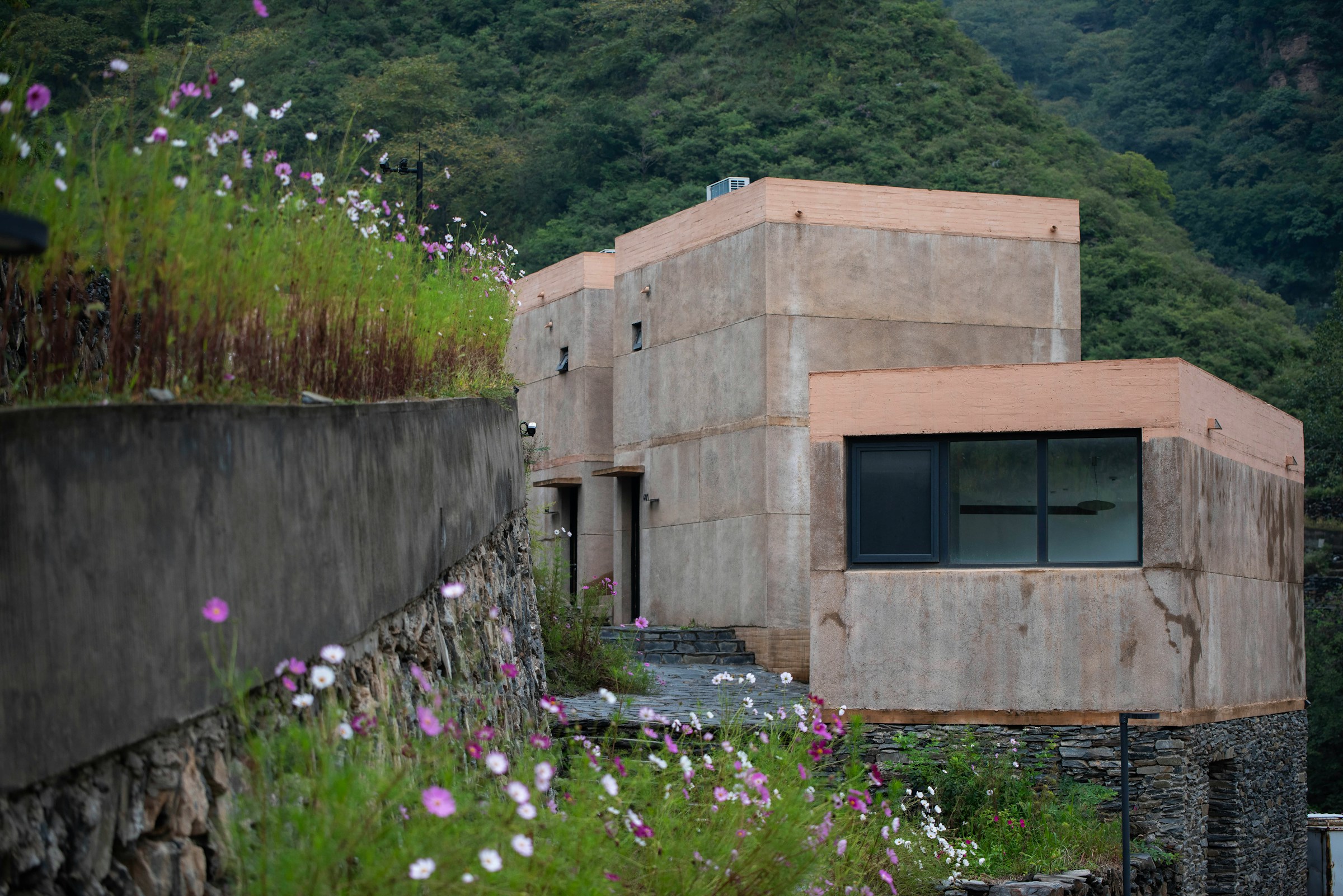 Red Core Concrete